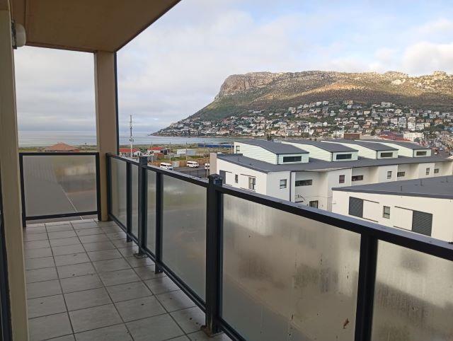 2 Bedroom Property for Sale in Fish Hoek Western Cape